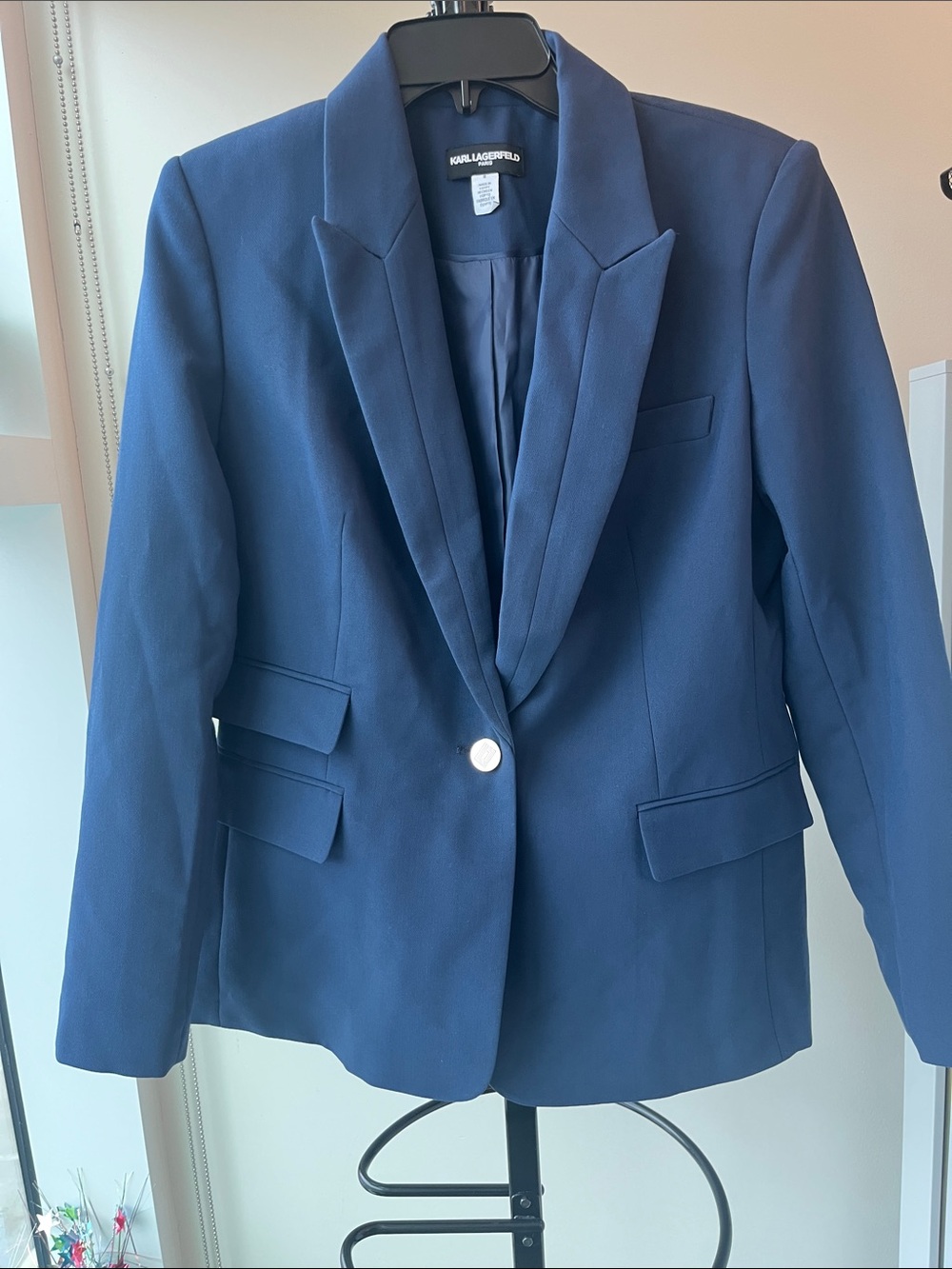 KARL LAGERFELD PARIS One Button Navy Blue  sleek single- button Blazer